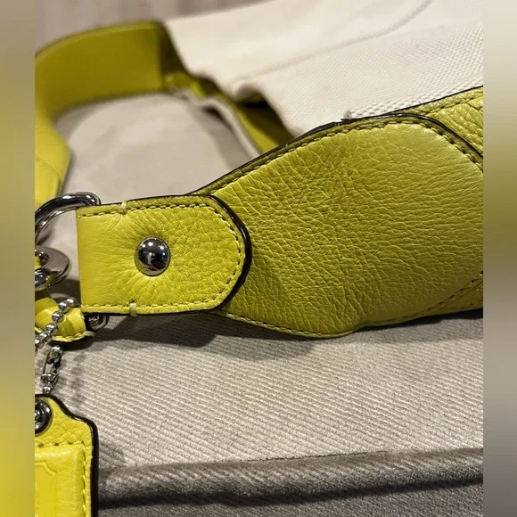 Coach canvas and lime green/yellow leather shoulder purse - Picture 11 of 15